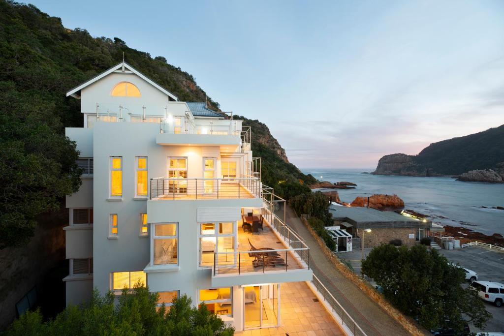 Knysna House | Beacon House