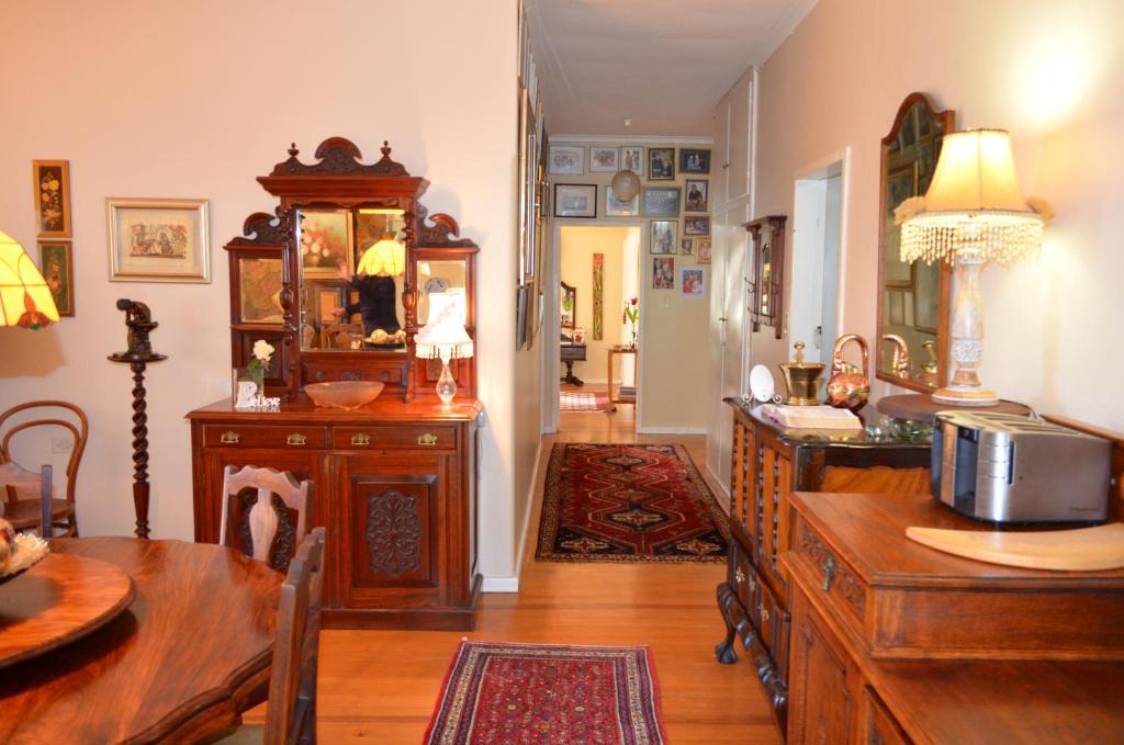 Graaff-Reinet Bed & Breakfast | Beau & I