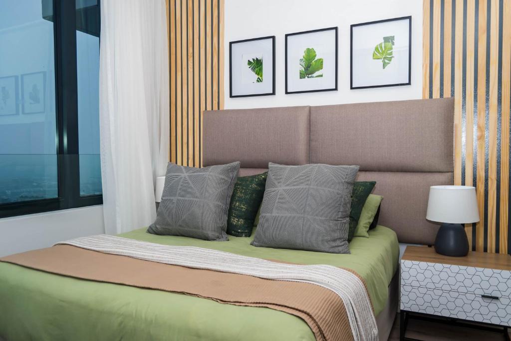 Cape Town City Centre Apartment | Beautiful and Scenic View Apartment.