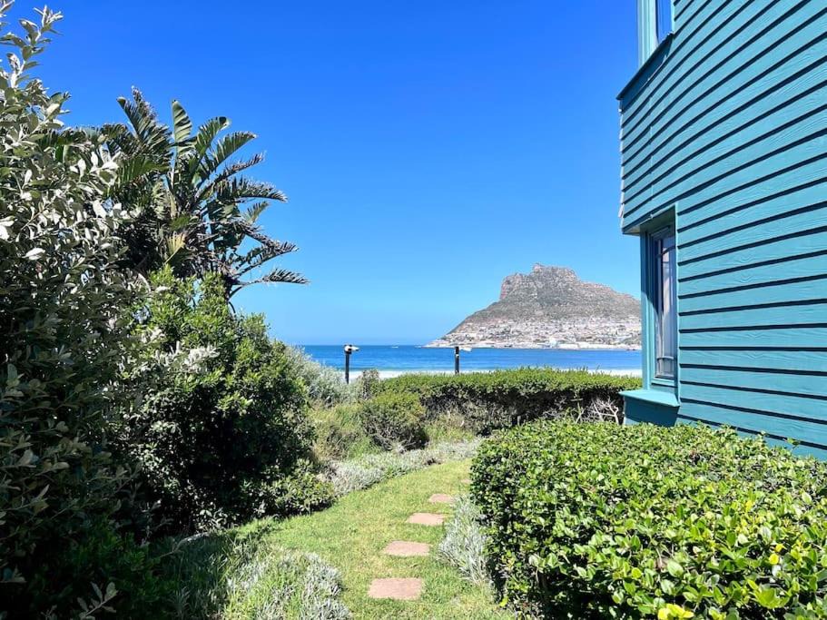 Scott Estate Apartment | Beautiful apartment across from the beach