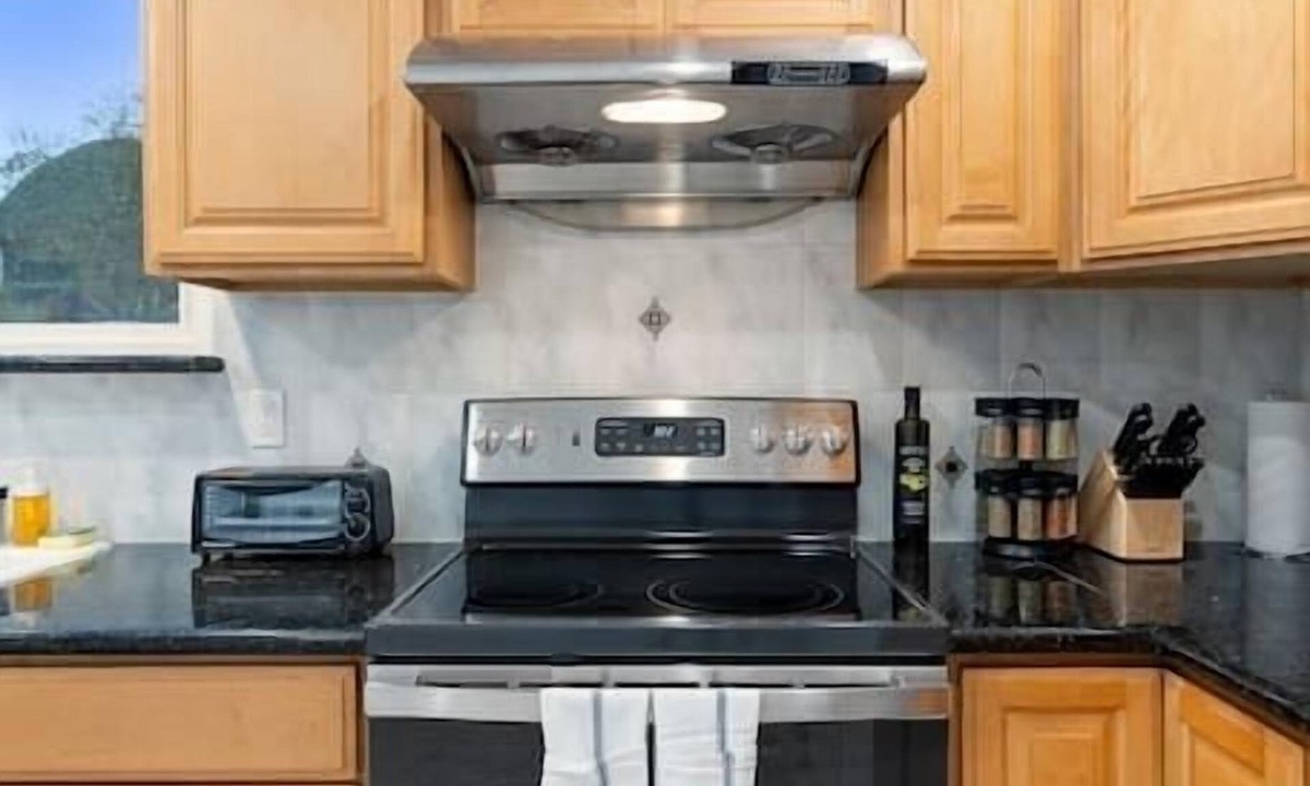 Pacifica House | Beautiful Home Near Beaches and QuietNeighborhood2
