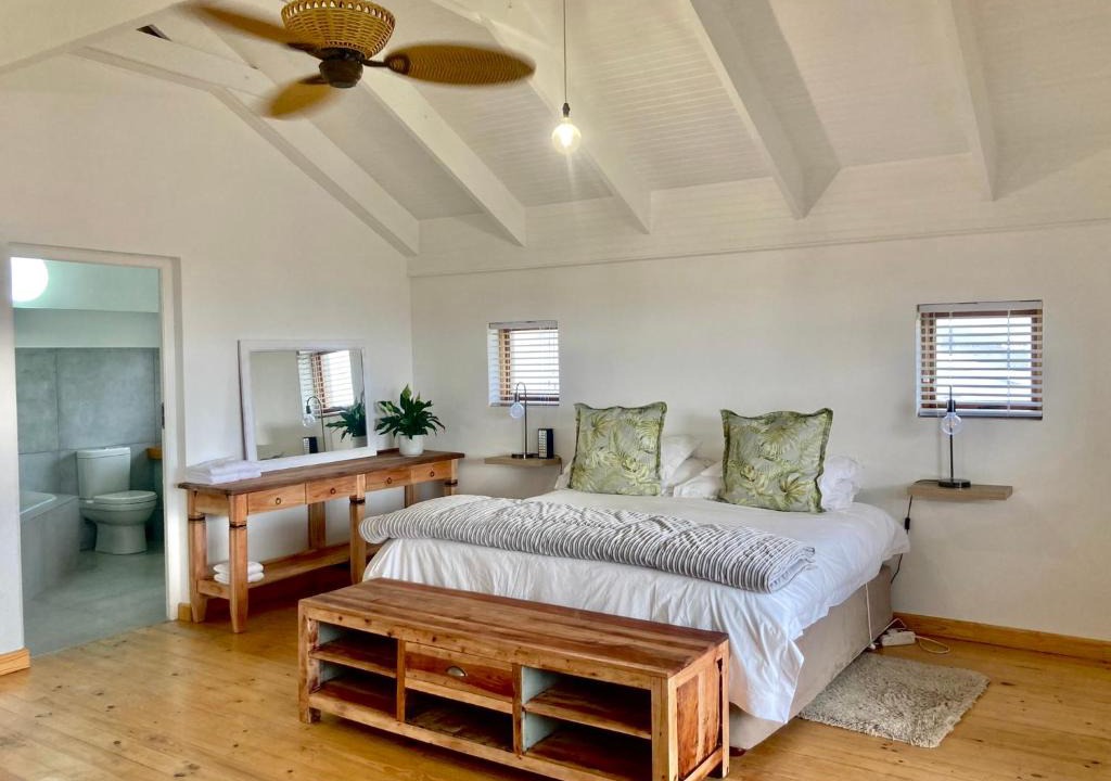 Linkside Villa | Becks at The Bay Loadshedding free