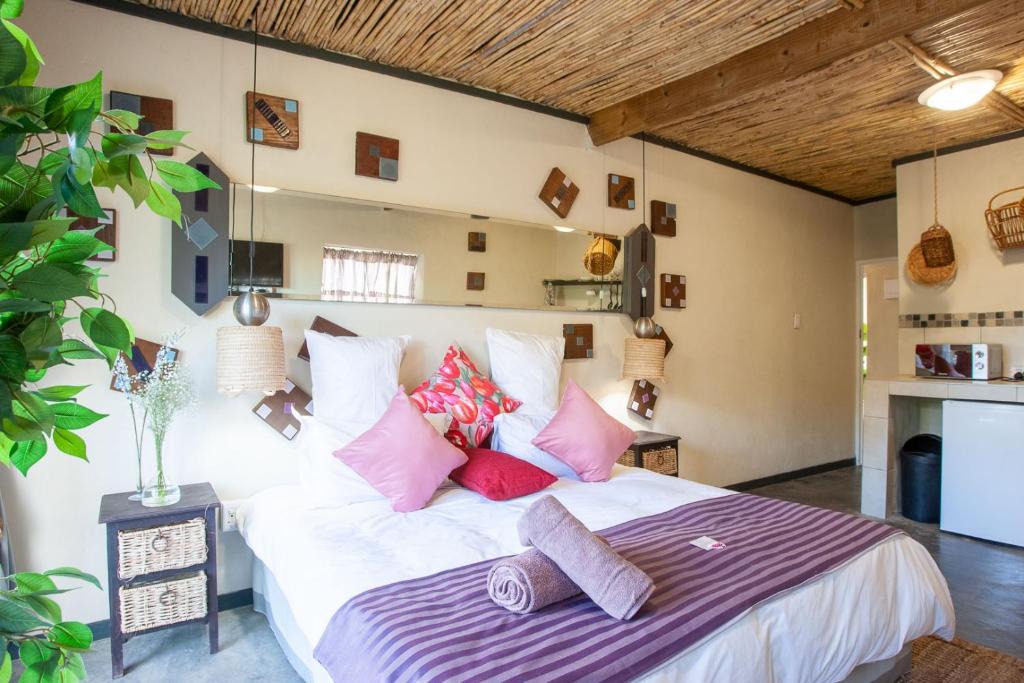 Strand Apartment | Bedrock Executive Studio with Kitchenette