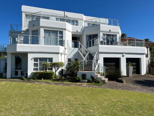 Gonubie Bed & Breakfast | Benri B&B & Self-Catering
