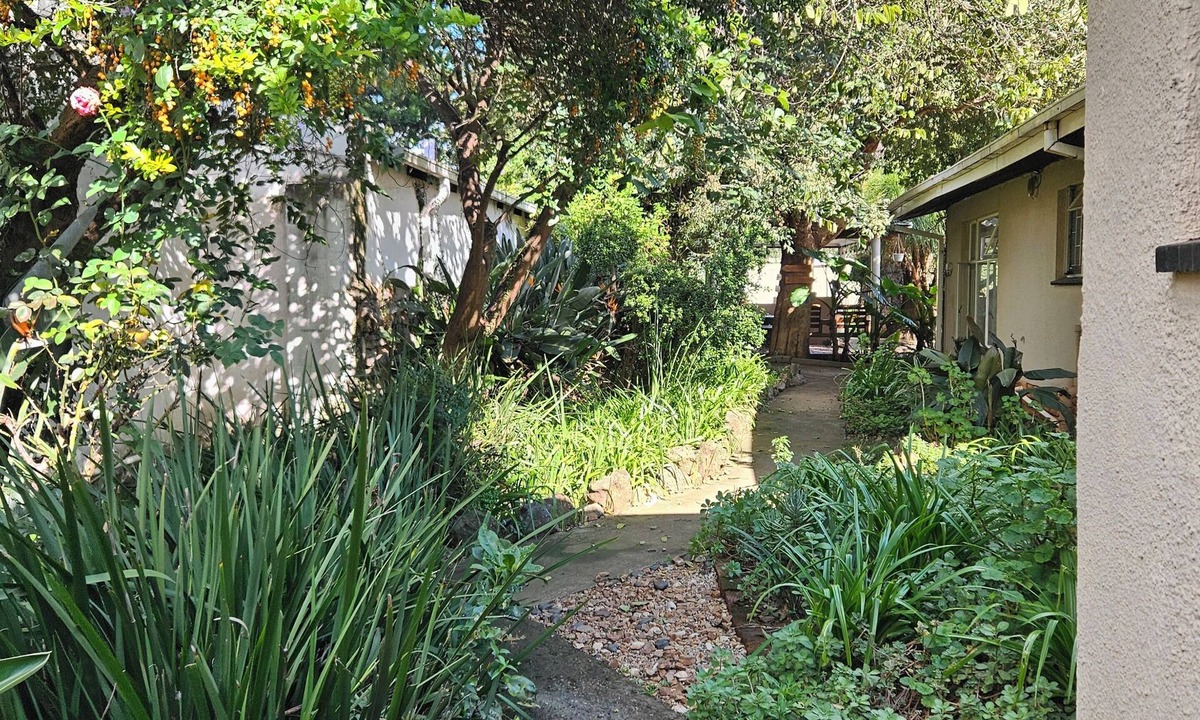 Hatfield Hostel | Birchway's Backpackers