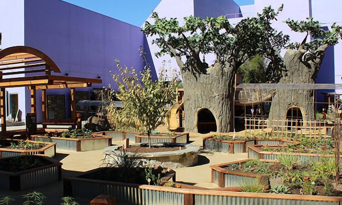 Newhall Hotel | Blast at California's Great America Amusement Park! FREE Parking!