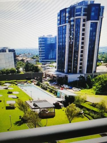 Greater Johannesburg Metropolitan Area Apartment | Boetie & Sons Sandton Stay