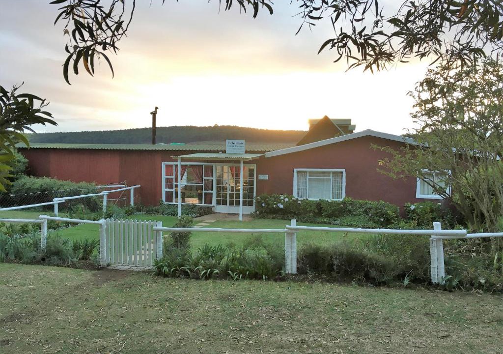 Kaapsehoop House | Bohemian Garden Cottages