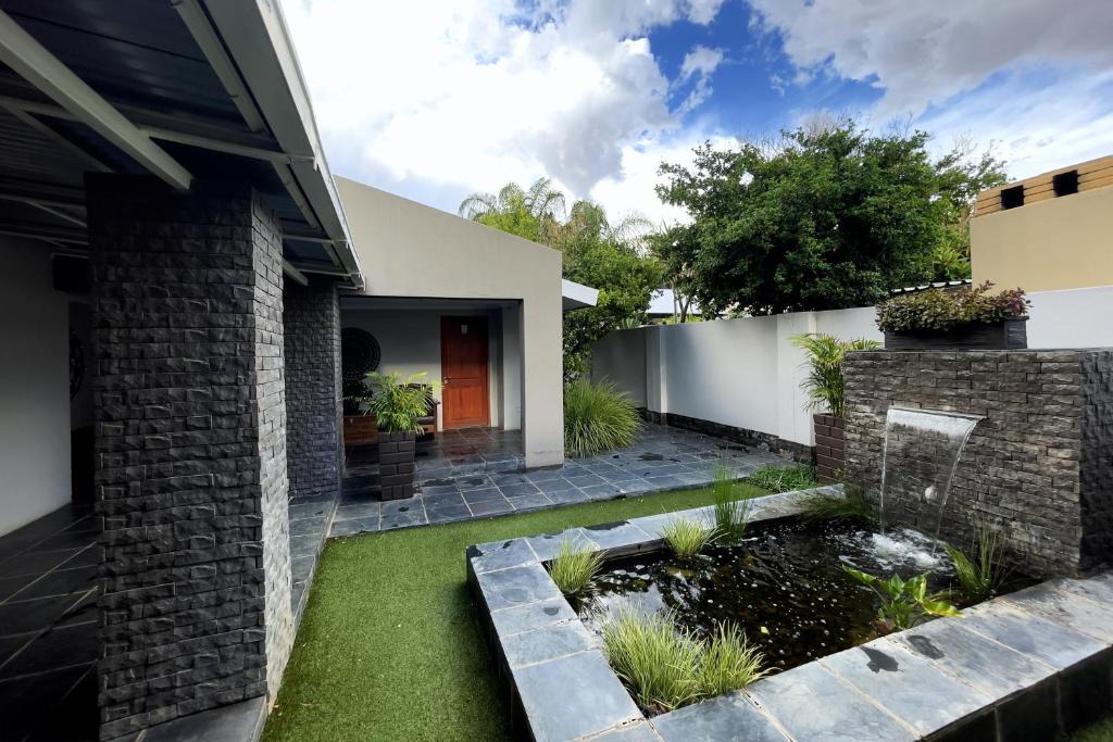 Upington House | Border Close Guesthouse
