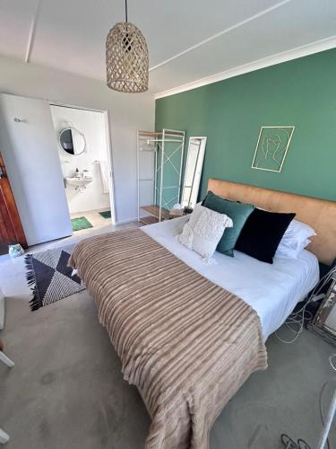Newton Park House | Bottlebrush Guest Suite, Newton Park