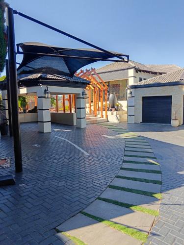 Greater Johannesburg Metropolitan Area Apartment | Boutique Stay