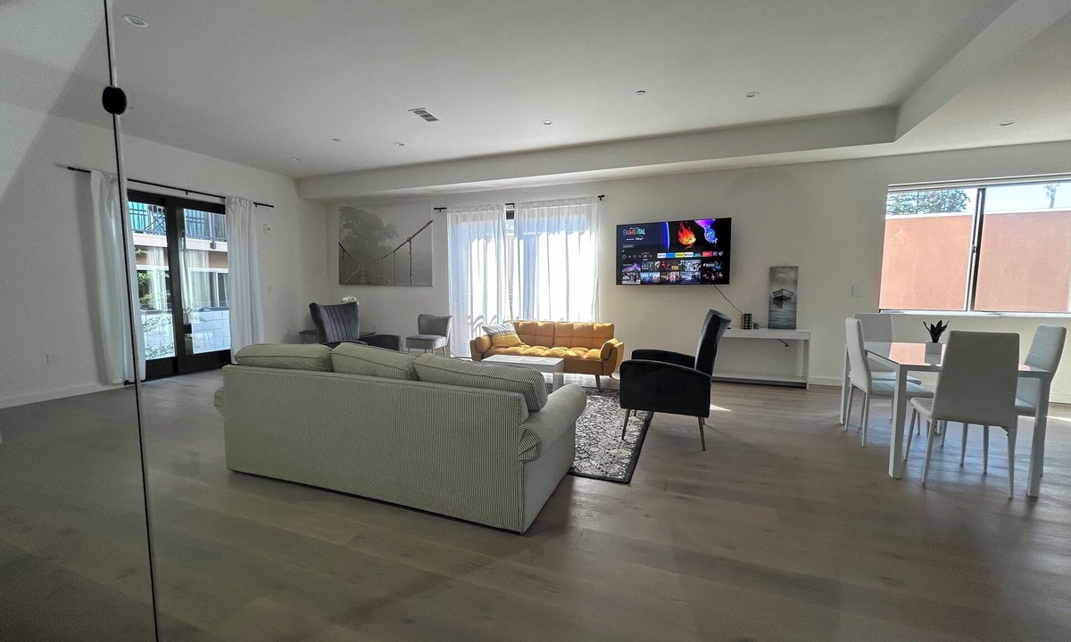 Redwood City House | Brand New 2 br 3 full ba townhouse, sleeps 8, two car garage, gated complex