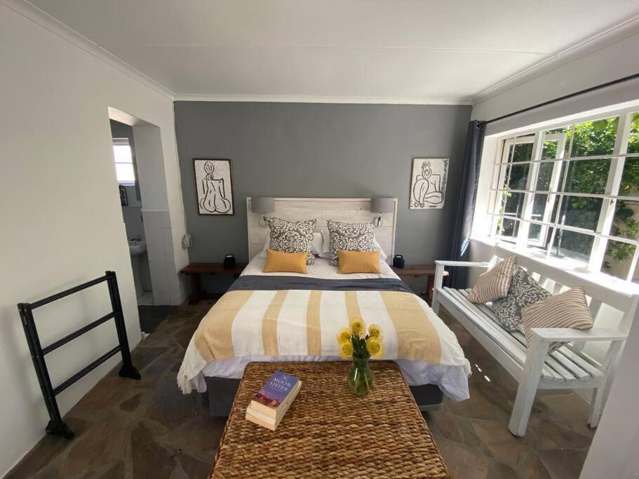 Fernkloof Apartment | Breezy on the Bend's Stone Cottage