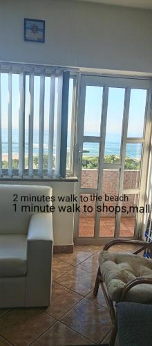 Kingsborough Apartment | Breezy Seaview- On the Beach