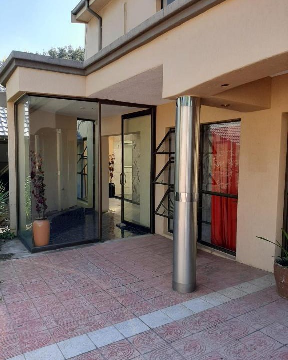 Kempton Park House | Brovad Guesthouse