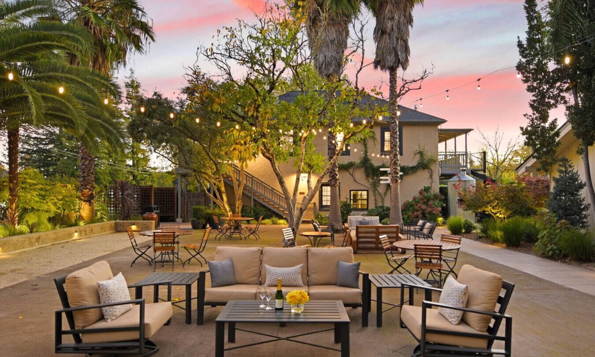 Sonoma Villa | Bungalow 313 Private Boutique Hotel (Buy-Out, all 6 units)