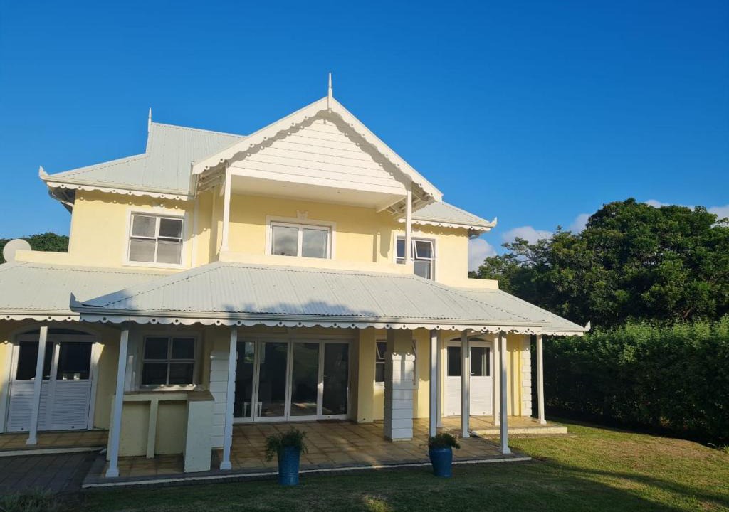 Port Edward House | Caribbeans Estates 76/34