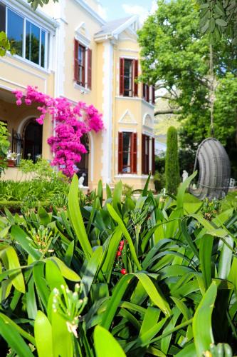 Mowbray House | Carmichael House Boutique Hotel