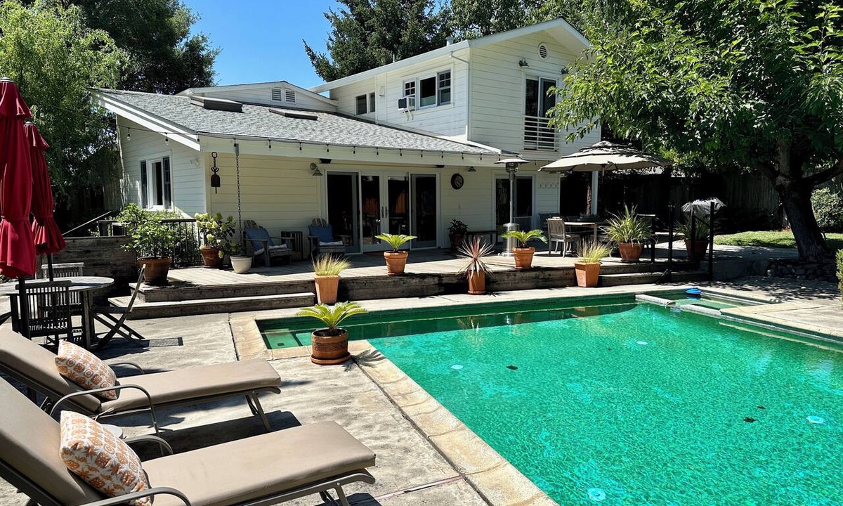 Sonoma House | Casa Palmera Sonoma - Wine Country Living at its best!