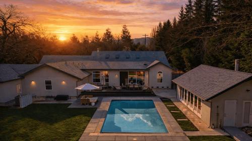 Sonoma House | Casa Sonoma by AvantStay