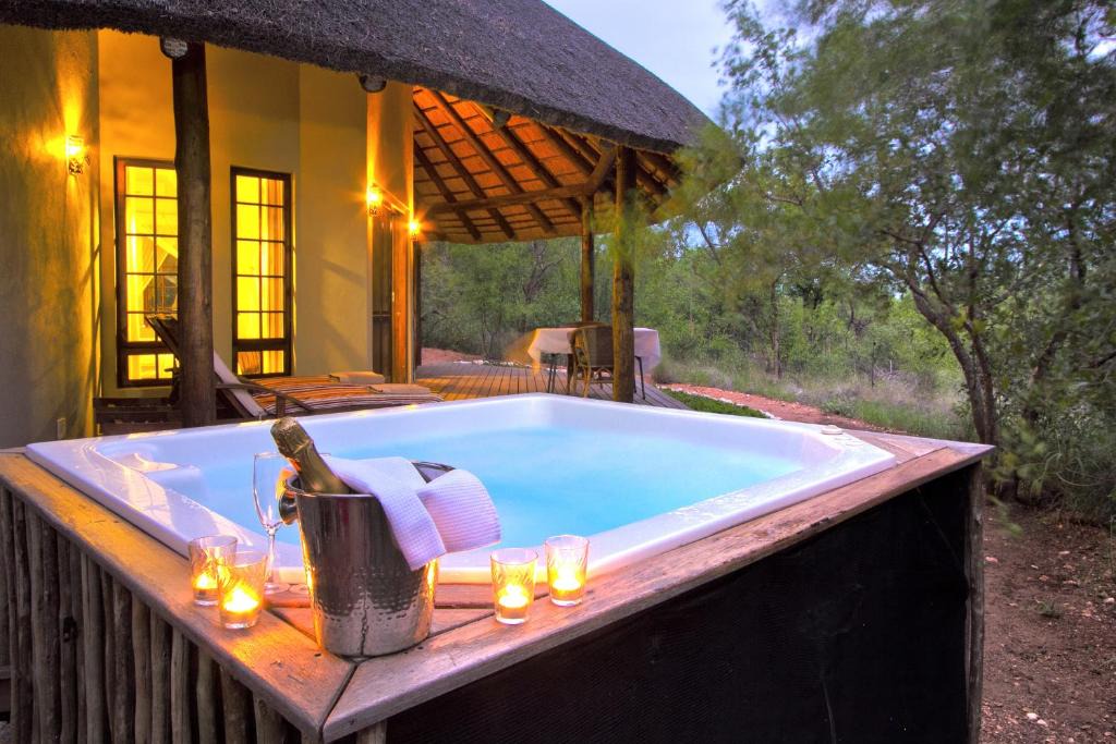 Phalaborwa Cabin | Casart Game Lodge