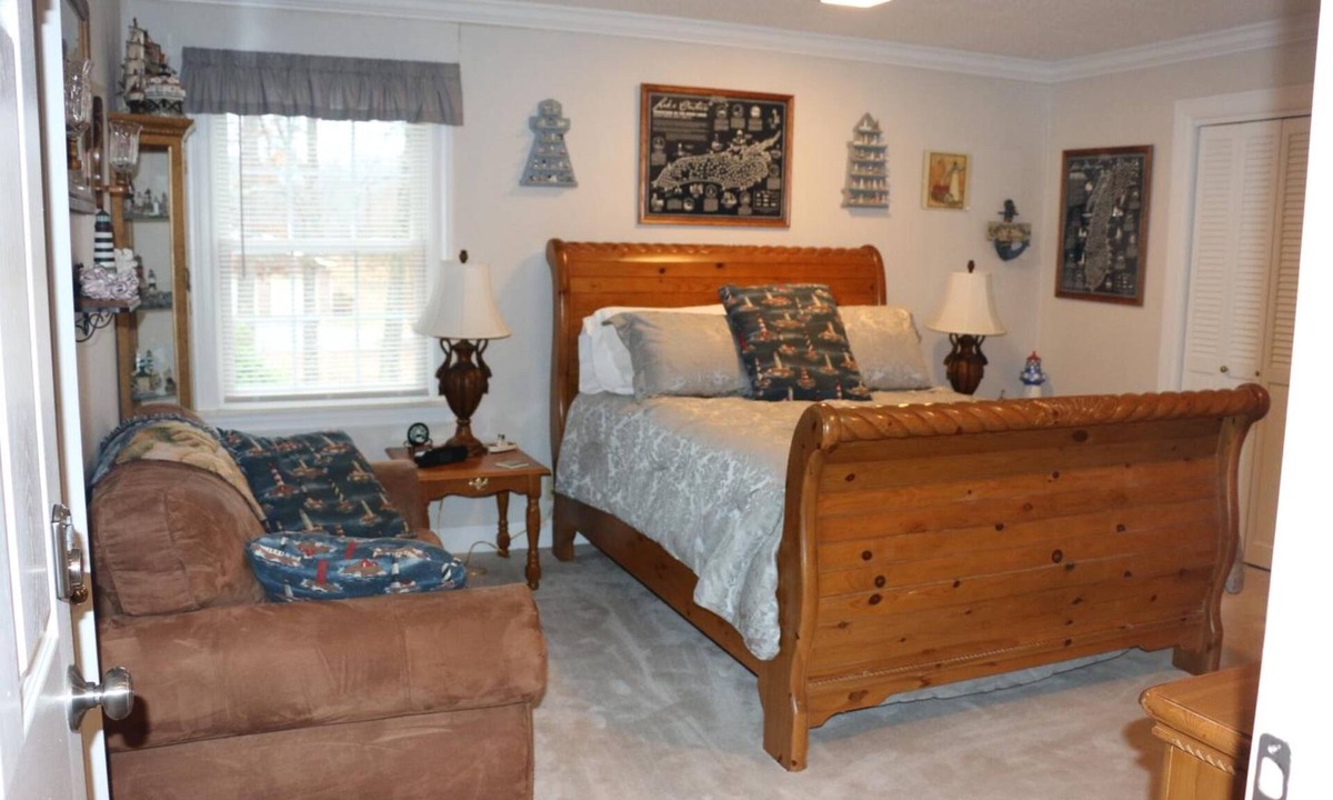 Lebanon Bed & Breakfast | Cedar Grove Inn