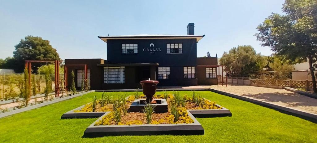 Robertson Bed & Breakfast | Cellar In Town