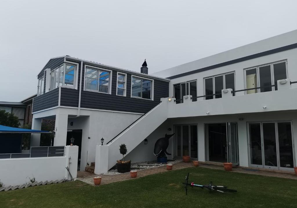 Van Dyks Bay House | Changing the Tides