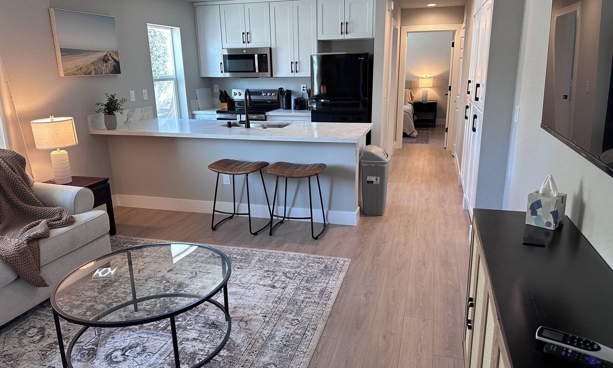 North Oak Park House | Charming 1-bedroom Bungalow Just 1 Mile From UC Davis Med Center