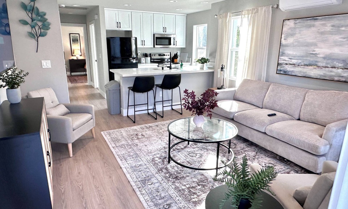 North Oak Park House | Charming 1-bedroom Bungalow 1 Mile From UC Davis Med