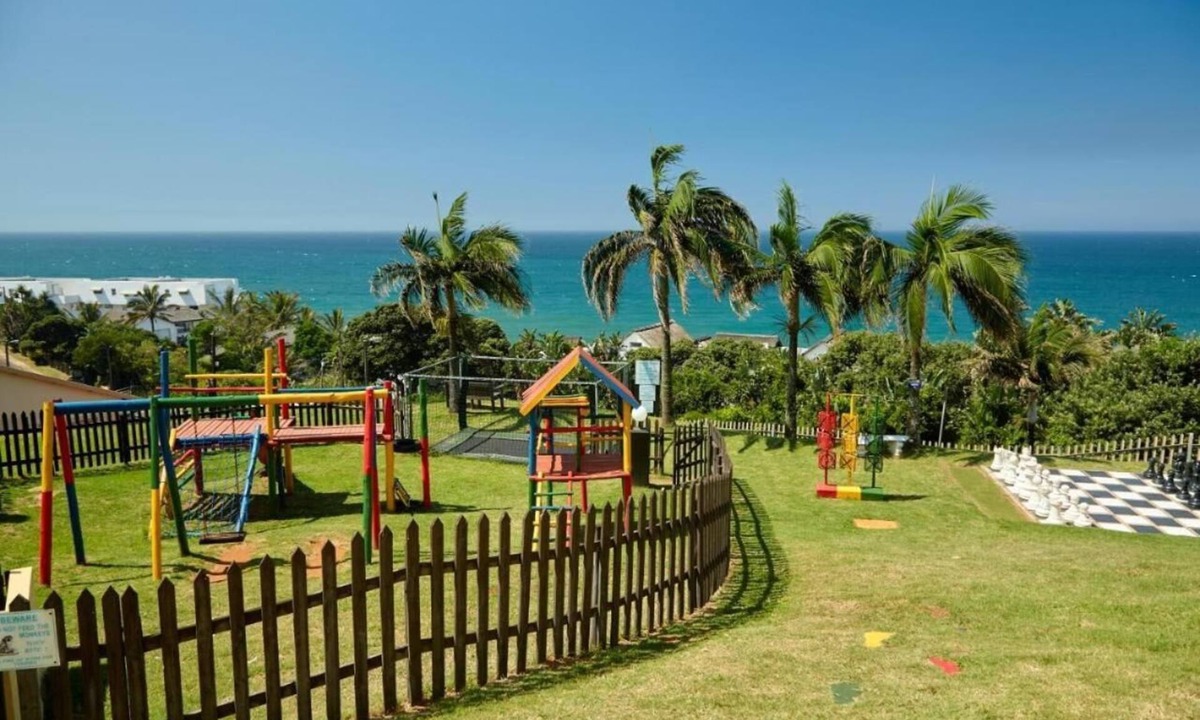 Shaka's Rock Ski Chalet | Charming 2-bedroom chalet with sea views in a fabulous resort