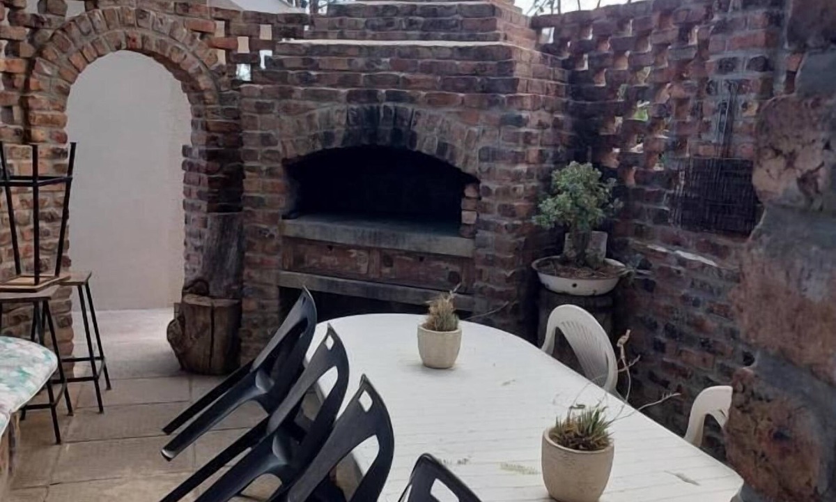 Beaufort West House | Charming 3-Bed House in Beaufort West