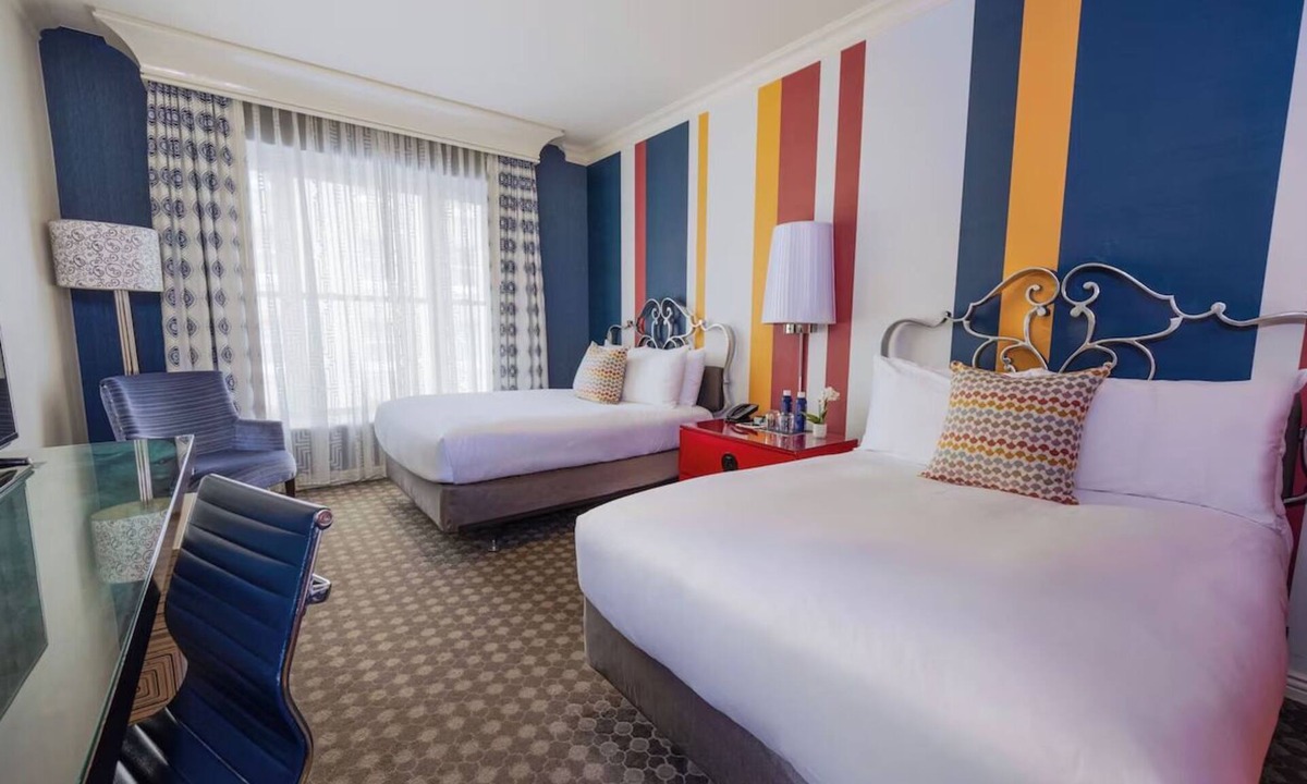 Theater District Hotel | Charming Room w/Double Beds near Union Square - Pet-friendly