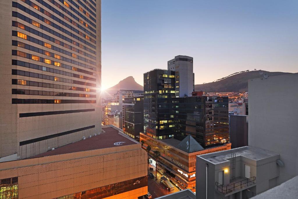 Cape Town City Centre Apartment | City Penthouse on St Georges