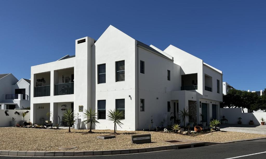 Calypso Beach Apartment | Clam Lagoon