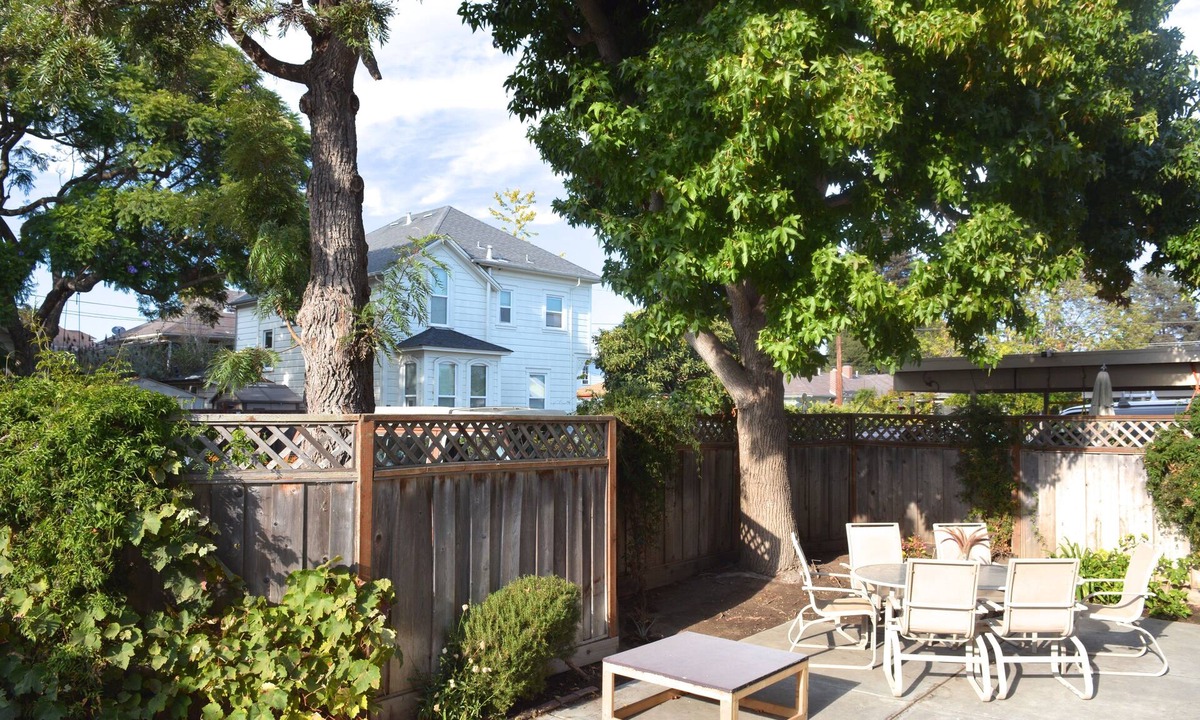 Seabright Apartment | Classic apartment central Santa Cruz