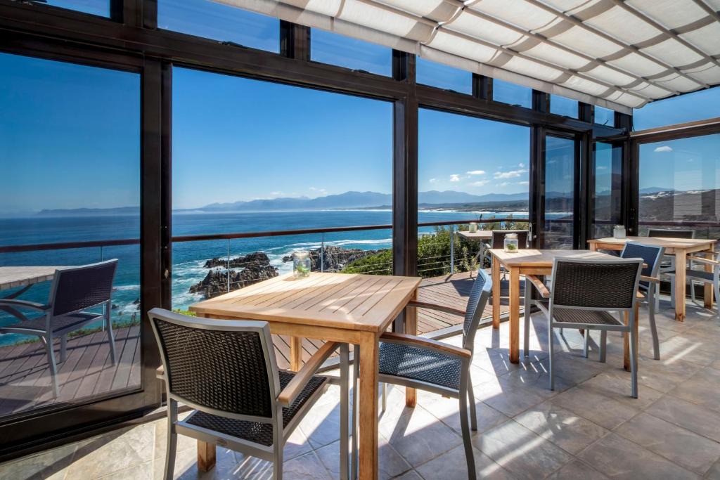De Kelders House | Cliff Lodge