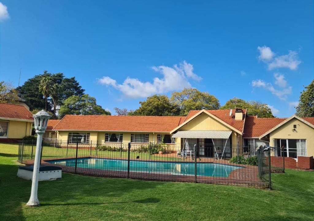 Greater Johannesburg Metropolitan Area Bed & Breakfast | Clown Guest House