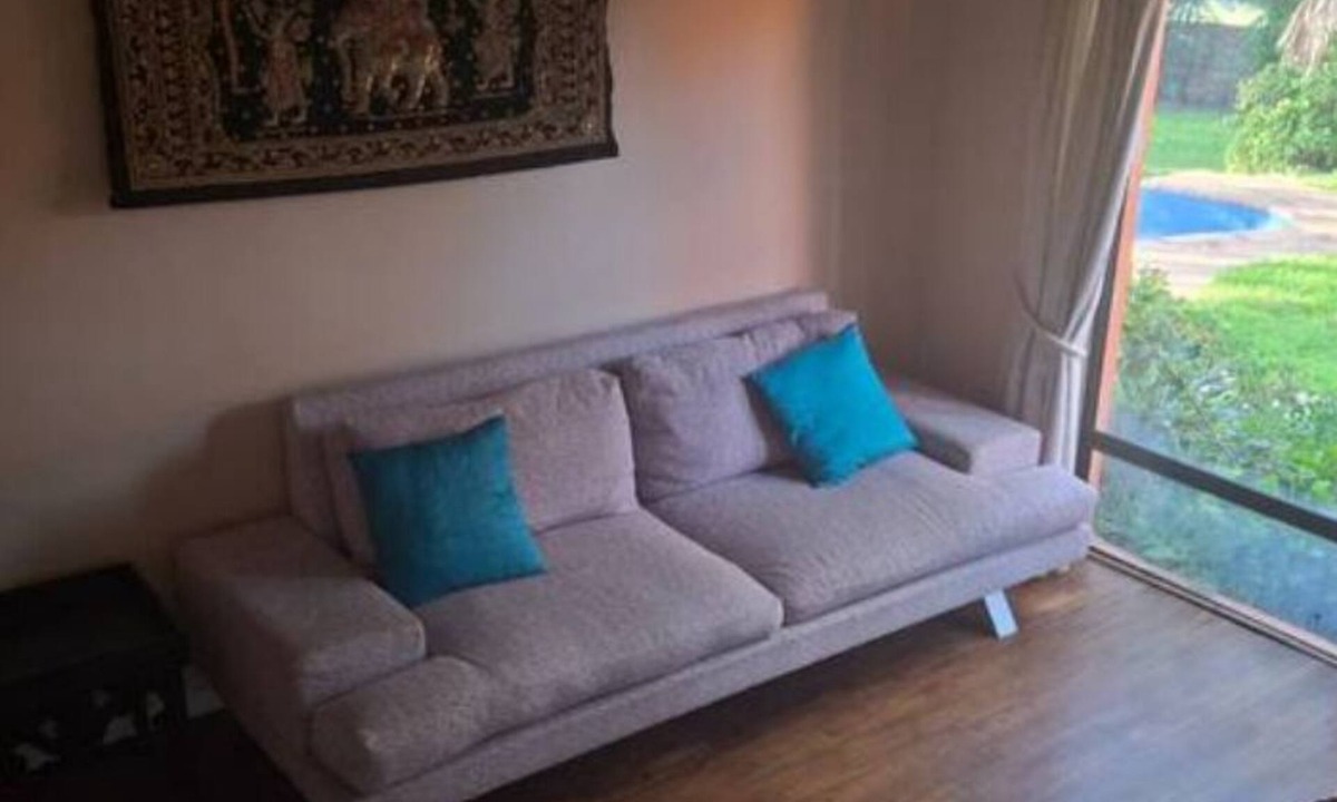 Flamingo Vlei Apartment | Comfortable 1 bed apartment close to the beach.