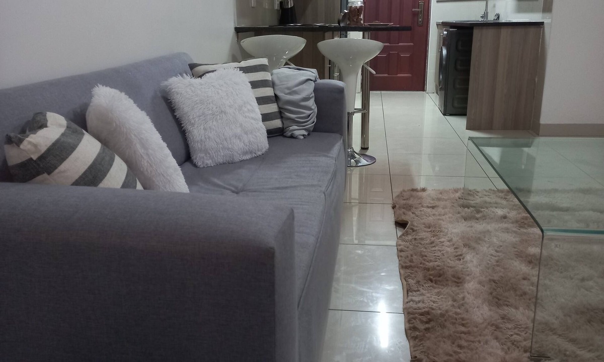 Benoni Apartment | Cosy escape from the city.