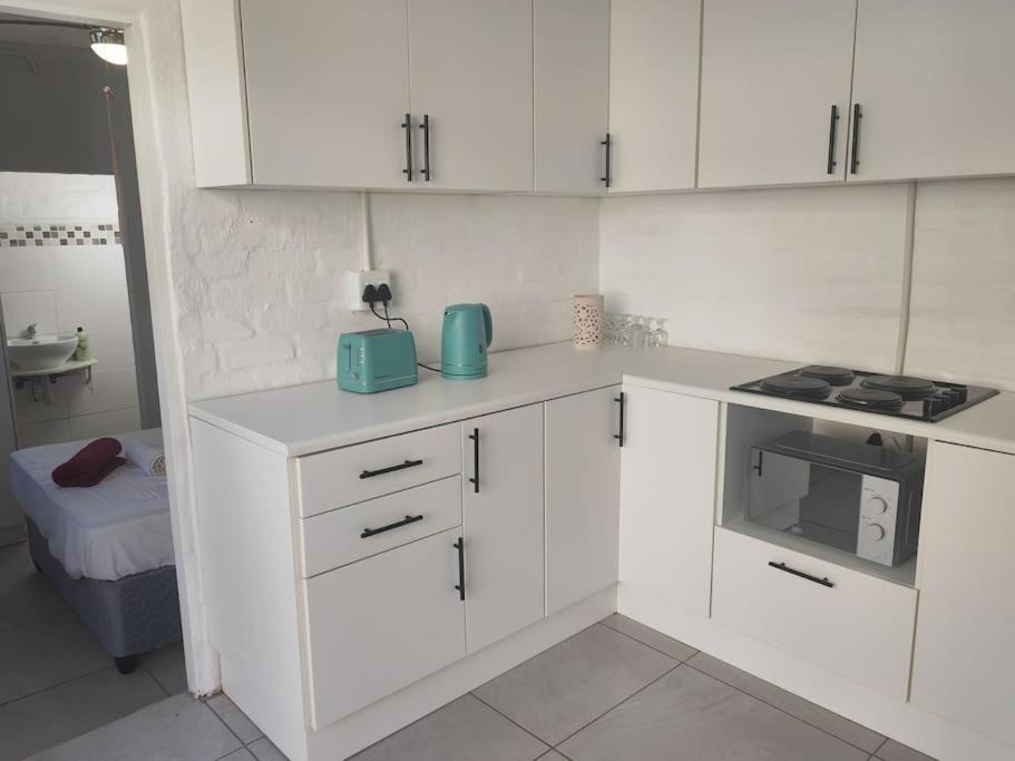 Durban North Apartment | Cottage near Lagoon beach in Durban
