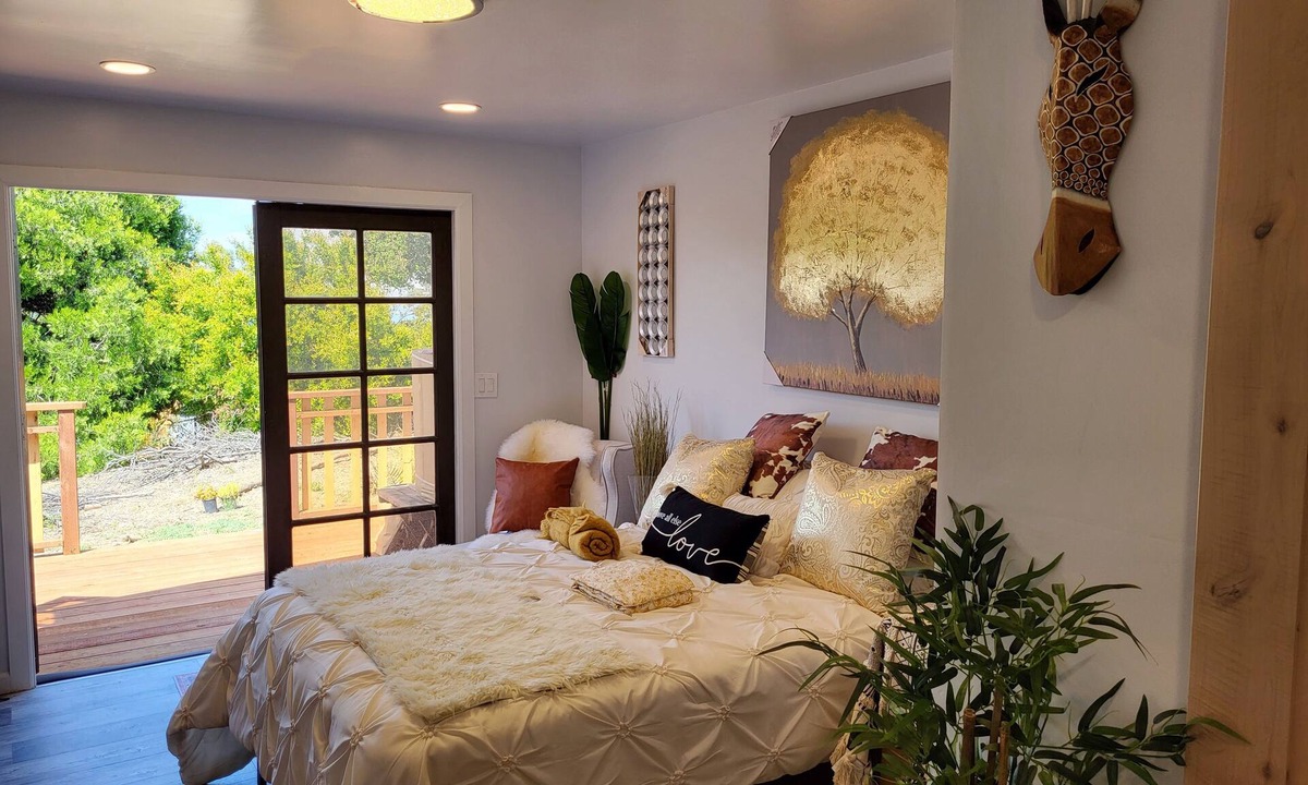 Fairview House | Country Tiny Home nestled on 2 acres w/Ocean & Mountain Views!