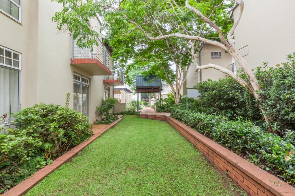 Arcadia Hotel | Courtyard Hotel Arcadia