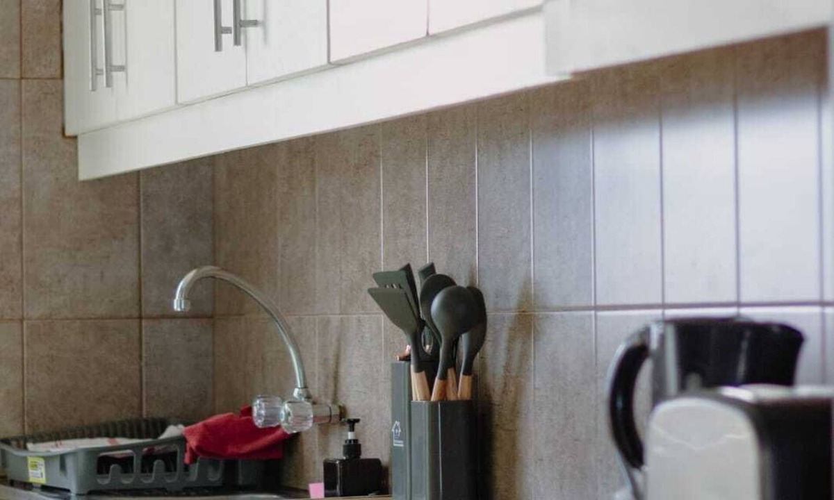 Plumstead Cottage | Cozy 1-Bedroom Self-Catering Apartment with Modern Amenities in Cape Town