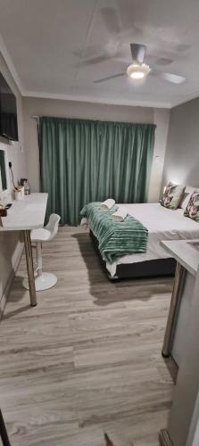 Riebeeckstad Apartment | Cozy Corner