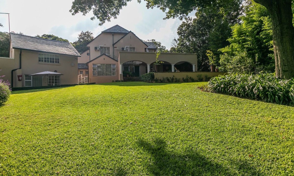 Greater Johannesburg Metropolitan Area Bed & Breakfast | Cozy ,Emmarentia Guest House in Johannesburg, next to emmarentia dam