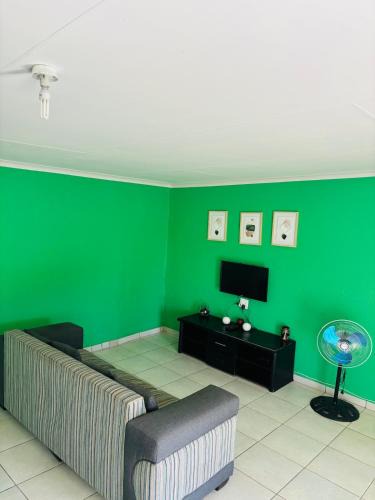 Hectorspruit Apartment | Cozy Hideout near Kruger