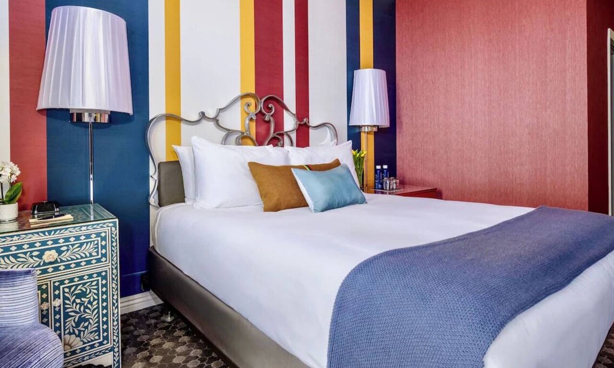 Theater District Hotel | Cozy Room in SF Downtown near Union Square – Modern Amenities & Italian Cuisine
