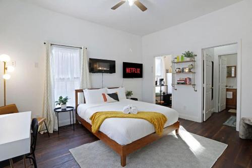 Downtown Sacramento Apartment | Cozy Upstairs Studio Near Downtown and the River