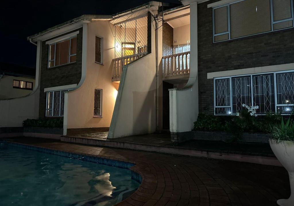 Isipingo Bed & Breakfast | CREMONA LODGE